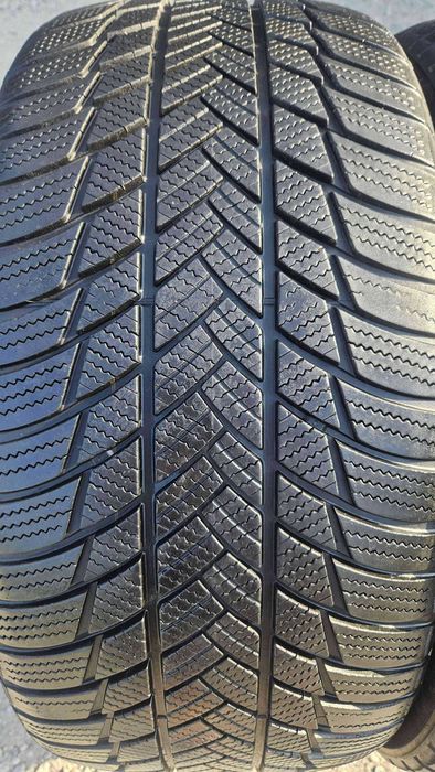 255/40 R20 • Iarna • Bridgestone Blizzak LM001 MO S 101V | 2 buc | DOT 2022 | Pret/buc