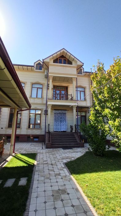 Срочно ховли уй сотилади. Вуз.Городок профессорский