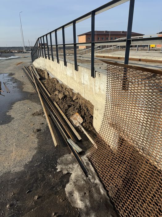 Трубы уголки  новые