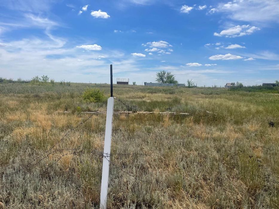 Продам участок Батыс 2,в районе автоцона ,8 соток