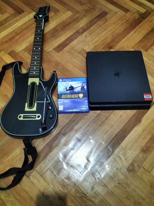 Ps4 in stare foarte bună+ 1 controller