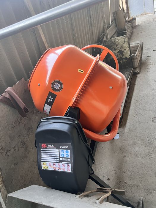 Arenda beton mishalka 220v.     Arava ham bor -50.000 dan kuniga