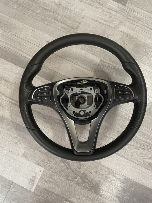 Mercedes Волан w 205 w204 w166 w212 - като Нов