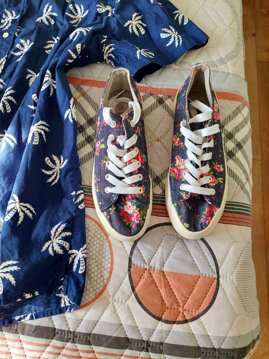 Нова  риза   и  обувки 38 номер