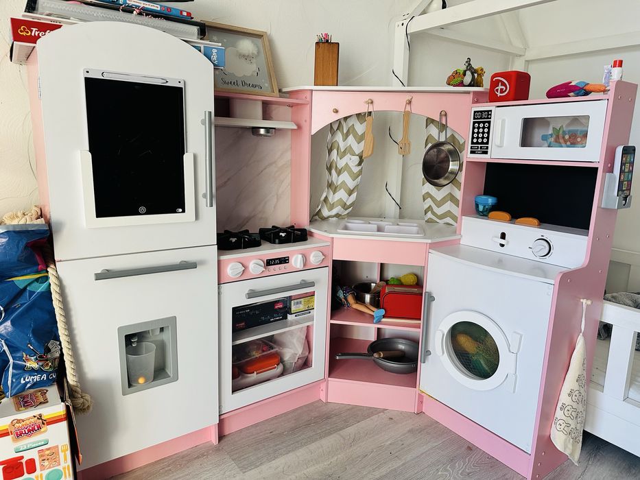 Bucatarie copii, roz, ca noua,