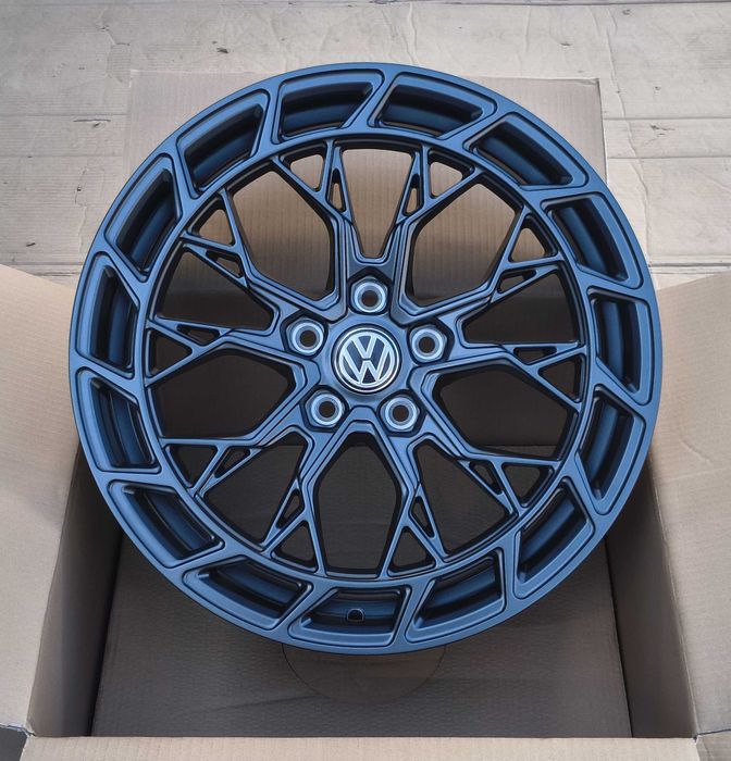 Jante 18 VW Passat Golf 8, 7, 6 T-Roc Tiguan Touran, Sharan Arteon Caddy Beetle Touareg CR3  Jante Noi cu Factură și Garanție ‼️autohauss.ro‼️