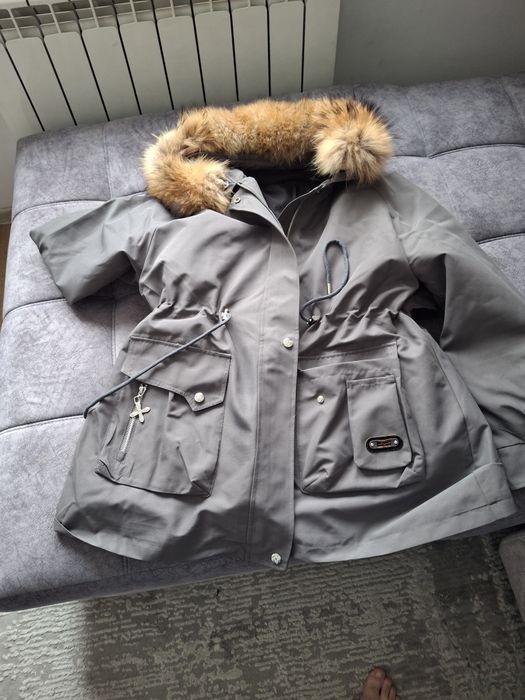 Парка зимнее серый