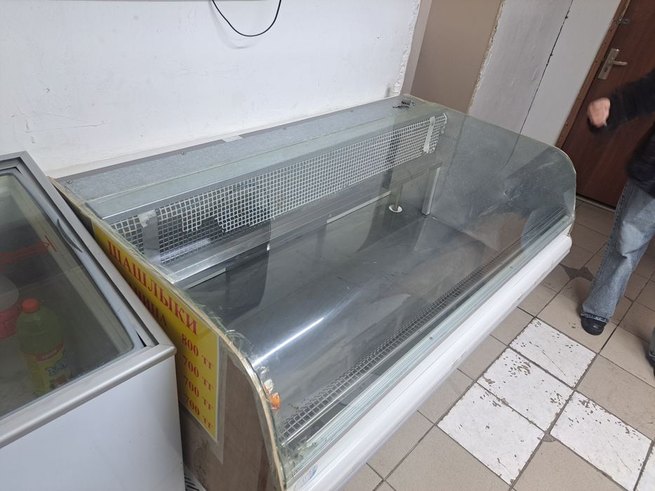 Морозильник витринный