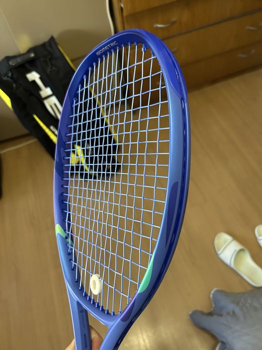 Тенис ракета Yonex Ezone 100 2025/26 + Luxilon Savage нов