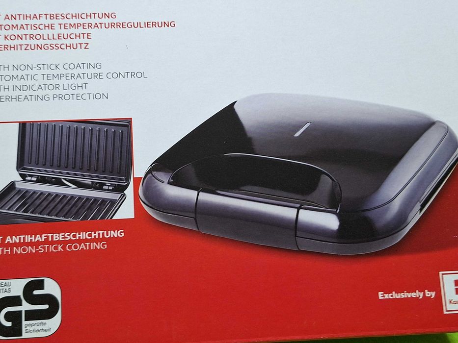 Gratar GRILL electric cu strat antiaderent, putere 750W