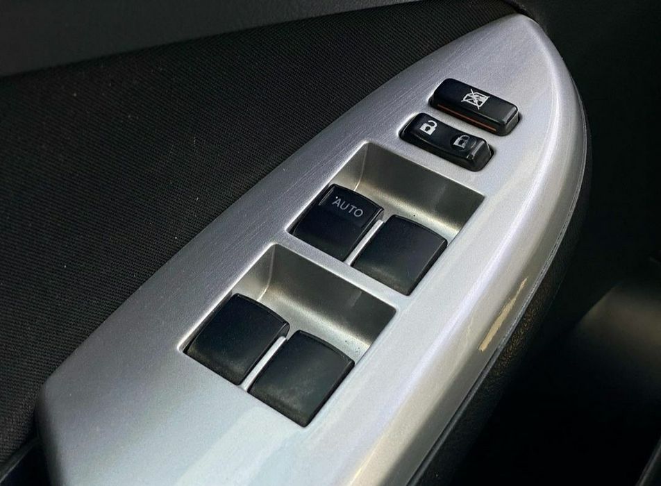 Toyota Carolla 2012 срочно