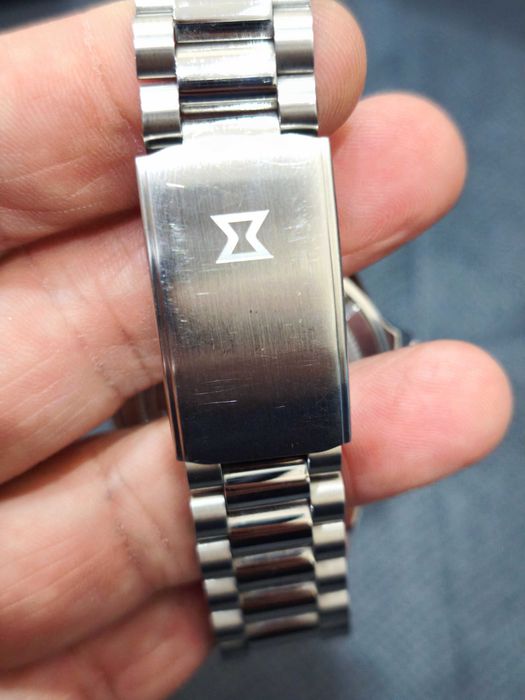 Часовник Edox Sky Diver 70s
