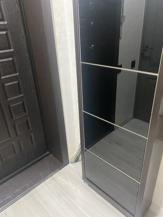 Продам обувницу