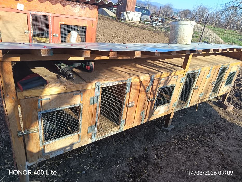 Cușcă iepuri cu 3 compartimente