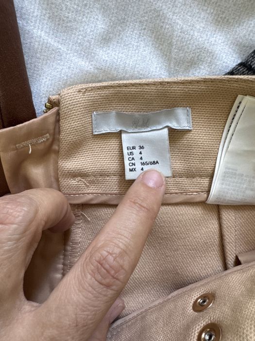 Jenskiy yubka H&M Srazmer