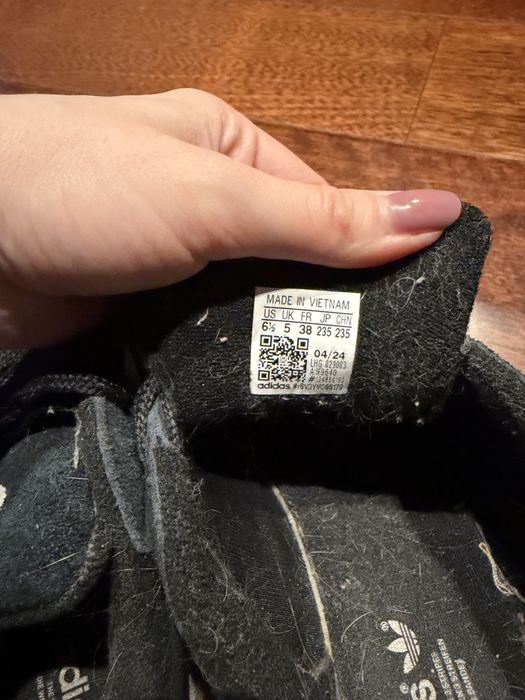 Кроссовки Adidas женские