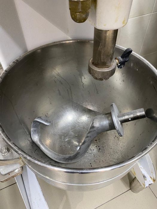 Промышленный миксер пищевой