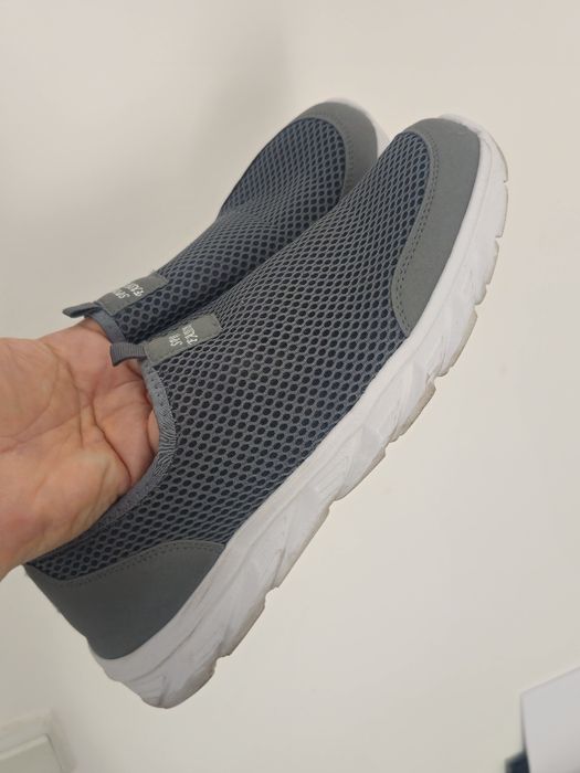 Încălțări pânză mărimi 45-46