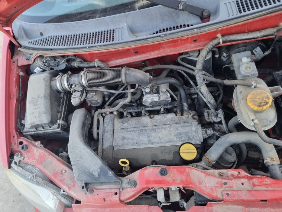 OPEL AGILA 1.2 din  2002 cod motor x12xe euro 4