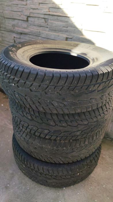 Шины зимние на Pajero 2