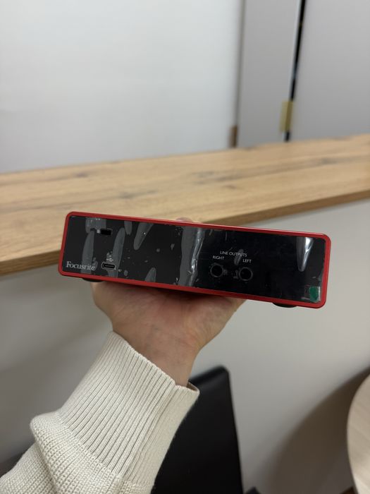 Focusrite Scarlett 2i2