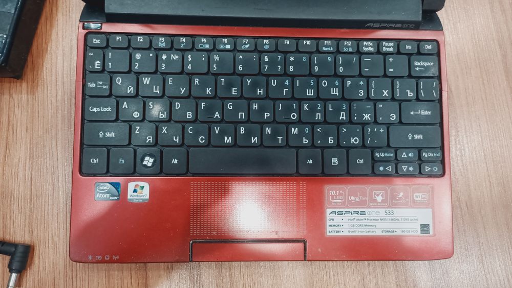 Нетбук Aspire one