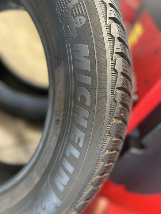 Зимни гуми 225/60 R17 Michelin