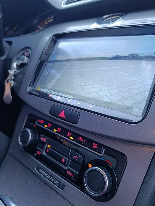 Vând Volkswagen Passat, 1.6TDI, an 2011