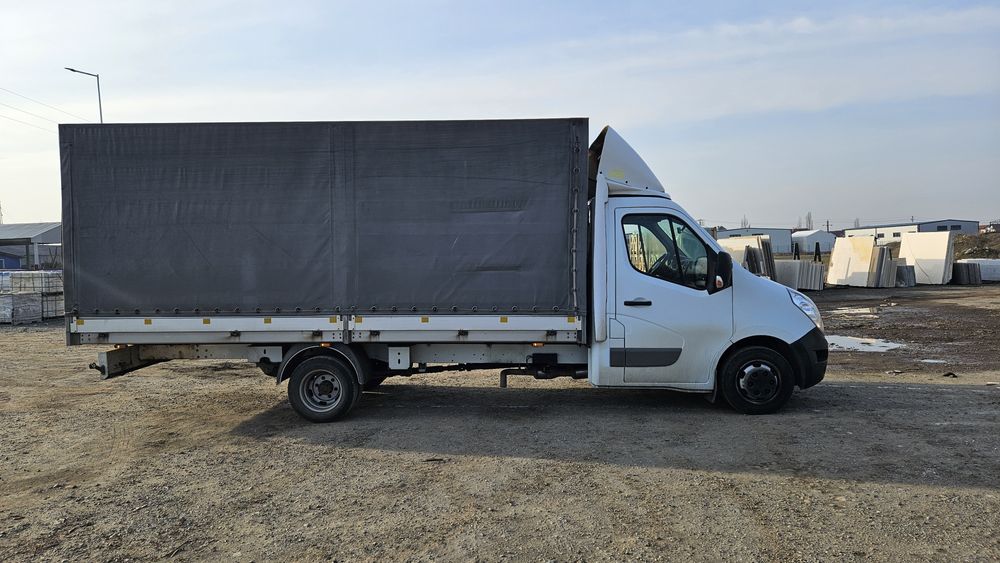 Vând Renault Master