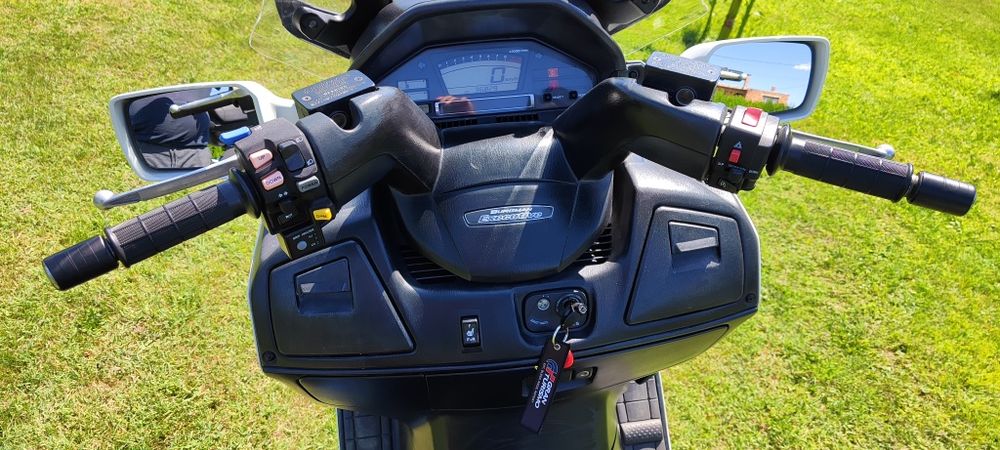 Продавам Сузуки Бъргман 650