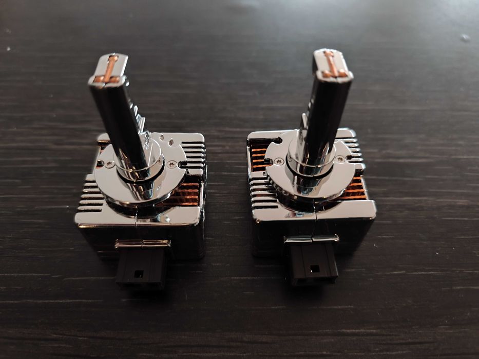 Автомобилни премиум LED крушки D1S