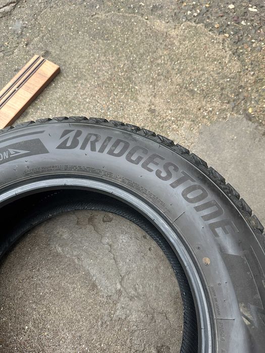 4бр. зимни гуми 265/60/18 - Bridgestone - DOT3822