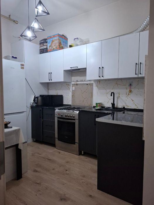 2 xonali uy sotiladi 72.000$