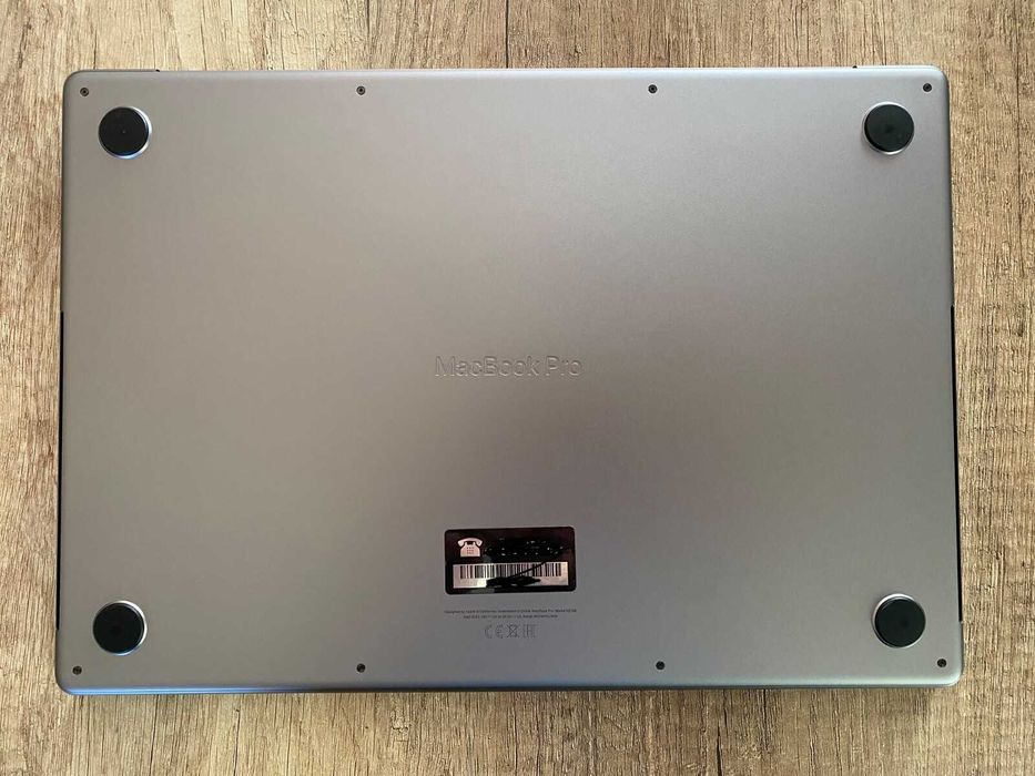 Apple MacBook Pro 2023 16" Laptop 1TB M2 Max 32GB RAM Space Grey