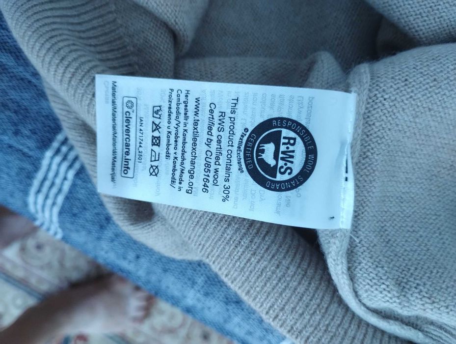 Pulover bărbătesc nou din fibre naturale