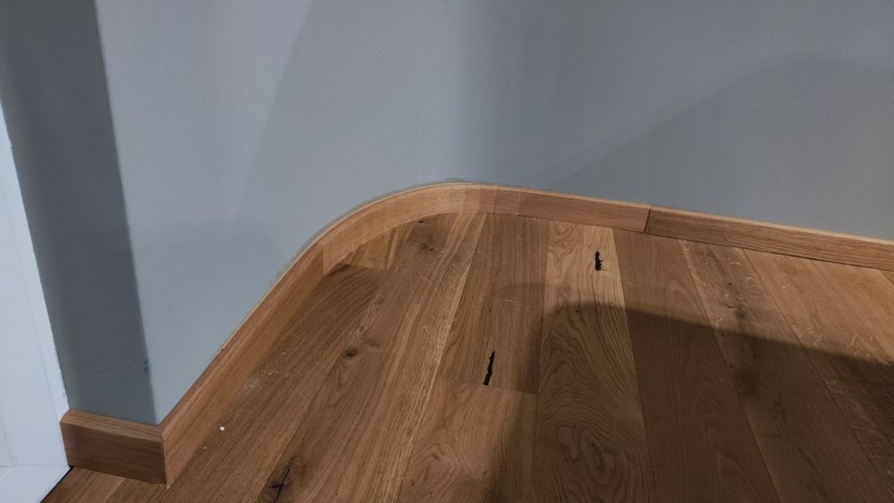 Професионален монтаж на паркет / ламинат ,первази ,лайсни