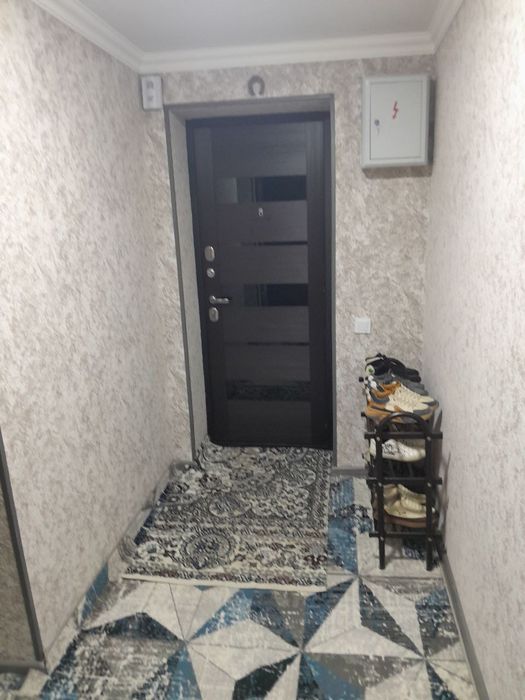 Продаётся квартира 1 комнатная переделанная в 3 комнатную