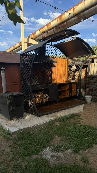 Продам мангал и коктал!