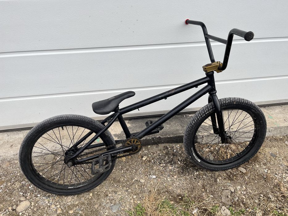 Bicicleta bmx radio bike