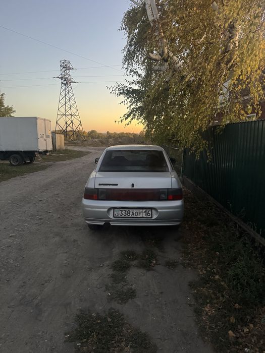 Ваз 2110 на полном ходу.