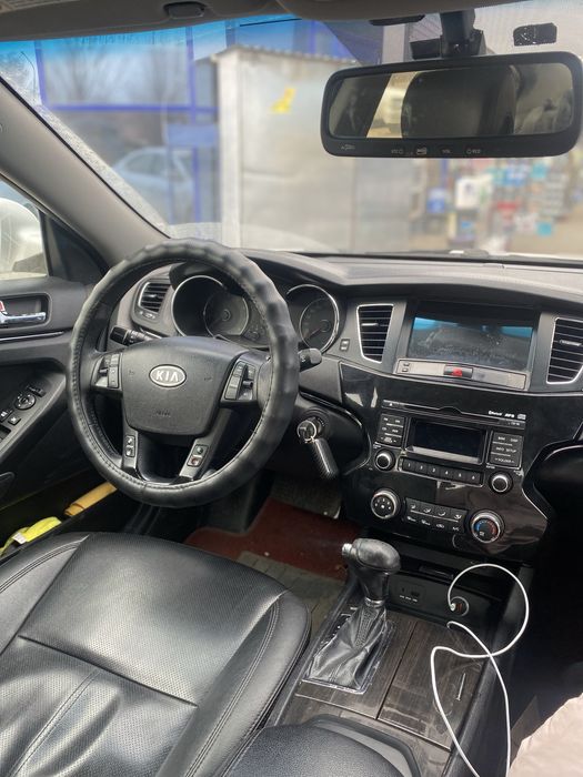 Срочно Kia K7 каз.уч