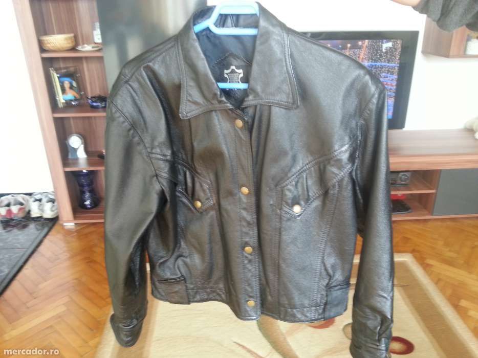 geaca 100%piele STARE FOARTE BUNA