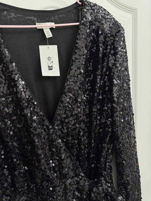 Новое платье-халат с пайетками H&M, размер XL (54/58)