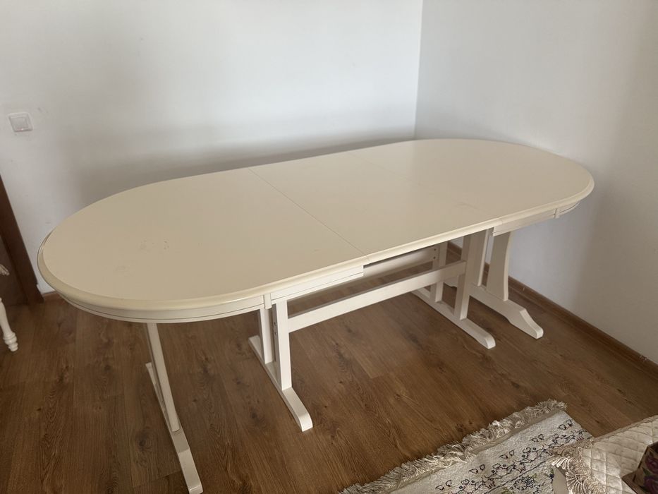 Стол для гостиной  3,2 метра