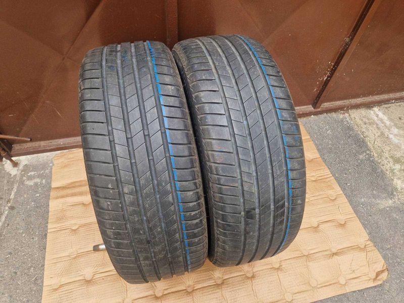 2 Bridgestone R19 225/45
летни гуми 
DOT1419