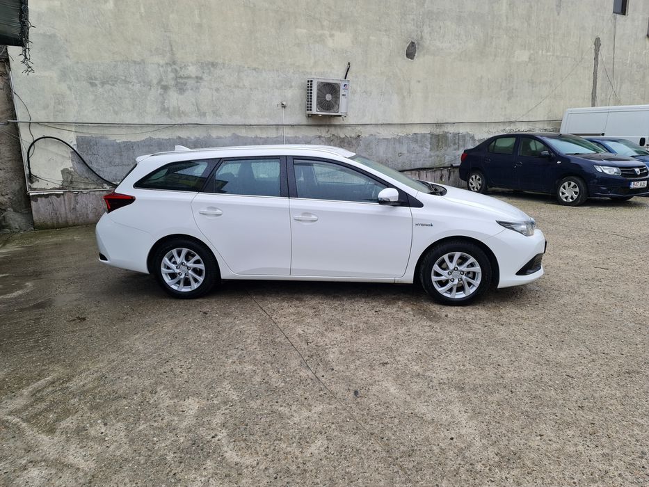 Toyota auris..2019 hybrid