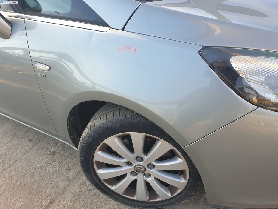 Aripa Dreapta Fata Opel Zafira C 2011 - 2019 Culoare Z179 [K4239]