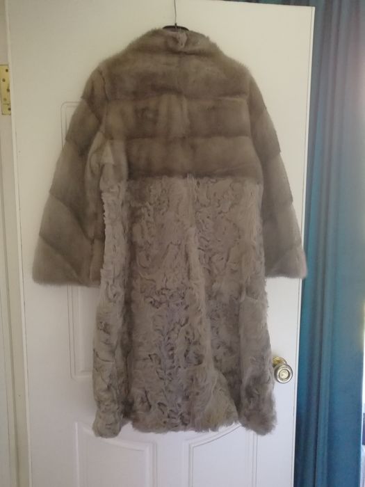 Шуба из норки и каракуля