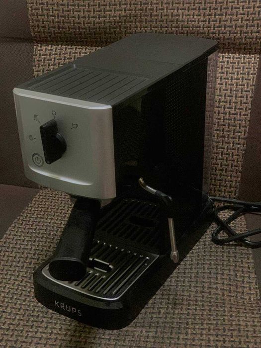 Рожковая кофеварка Krups Calvi XP3440 (б/у)