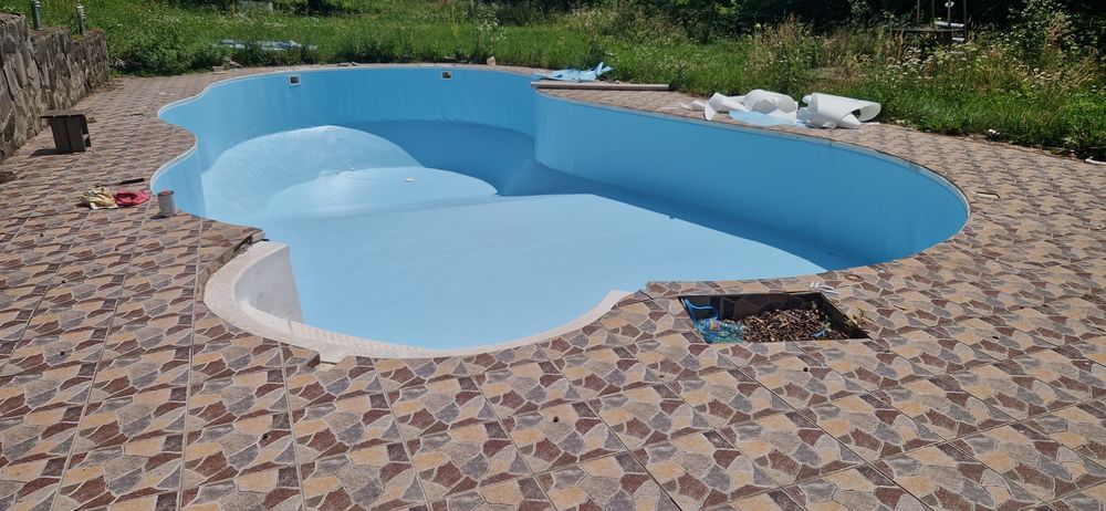 Constructii Piscine cu liner și instalații
